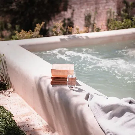 Hotel Masseria Auraterrae