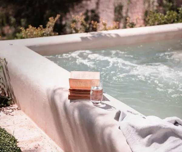 Szálloda Masseria Auraterrae