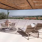 Hotel Masseria Auraterrae 5*