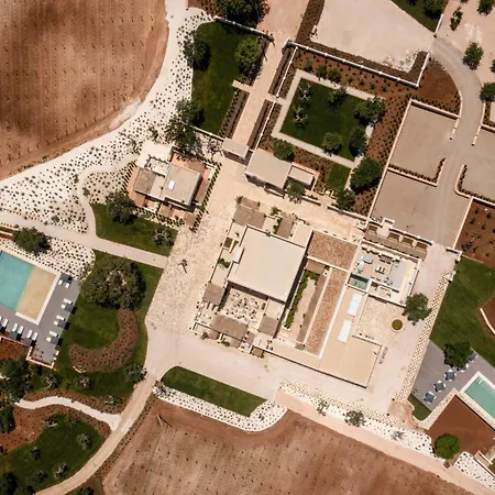 Hotell Masseria Auraterrae